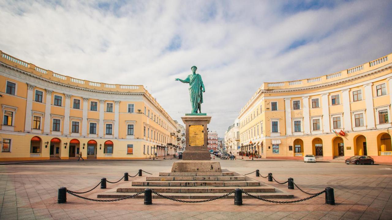 Deribasovskaya Center Apartment أوديسا المظهر الخارجي الصورة